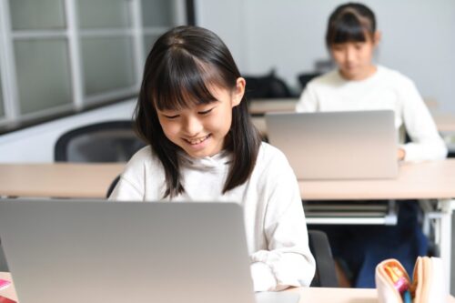 春日井市にある小学生から始めるプログラミング教室の料金比較